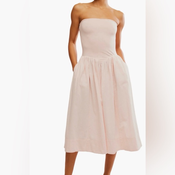 Free People Dresses & Skirts - Light Pink Onda Strapless Midi Dress XS